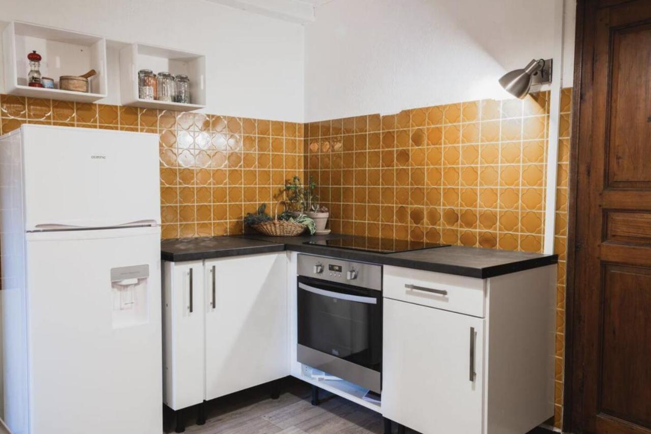 La Coletta Bel Appartement Typique Avec Balcon Centre Piana Piana  Buitenkant foto